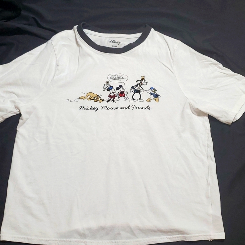 Mickey mouse and friends graphic tee